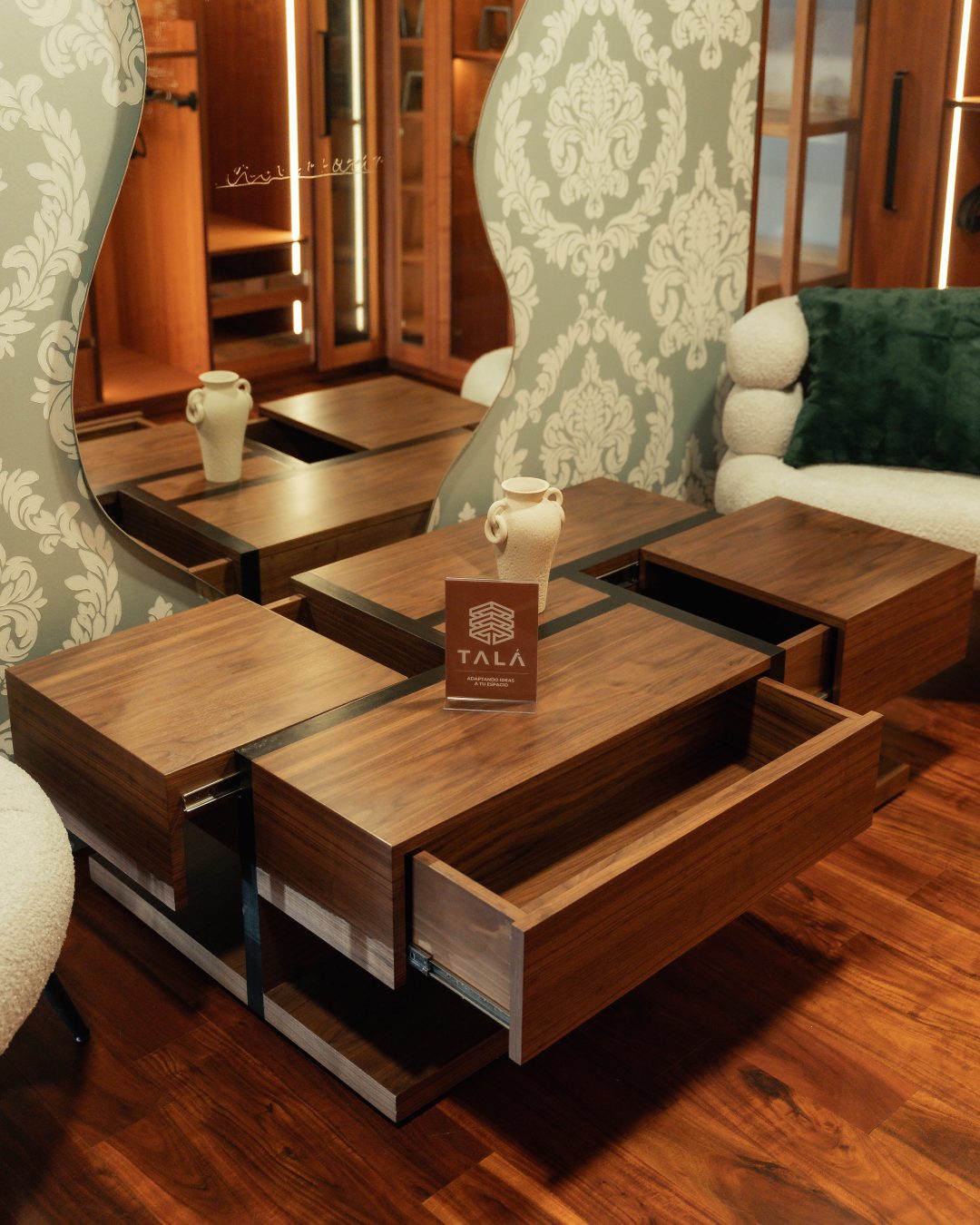 MESA DE CENTRO TURÍN (NOGAL)